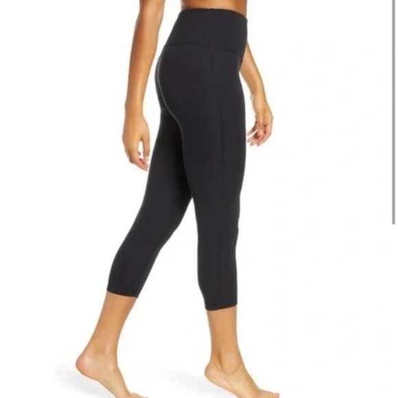 Zella Studio Lite Crop Leggings, Black, Women’s Leggings, Lounge, Size Medium - Picture 2 of 7